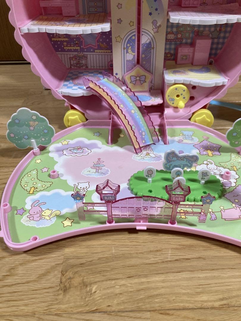 Amazon.co.jp: こえだちゃん キキ&ララ 月のおうち 星のバスルーム