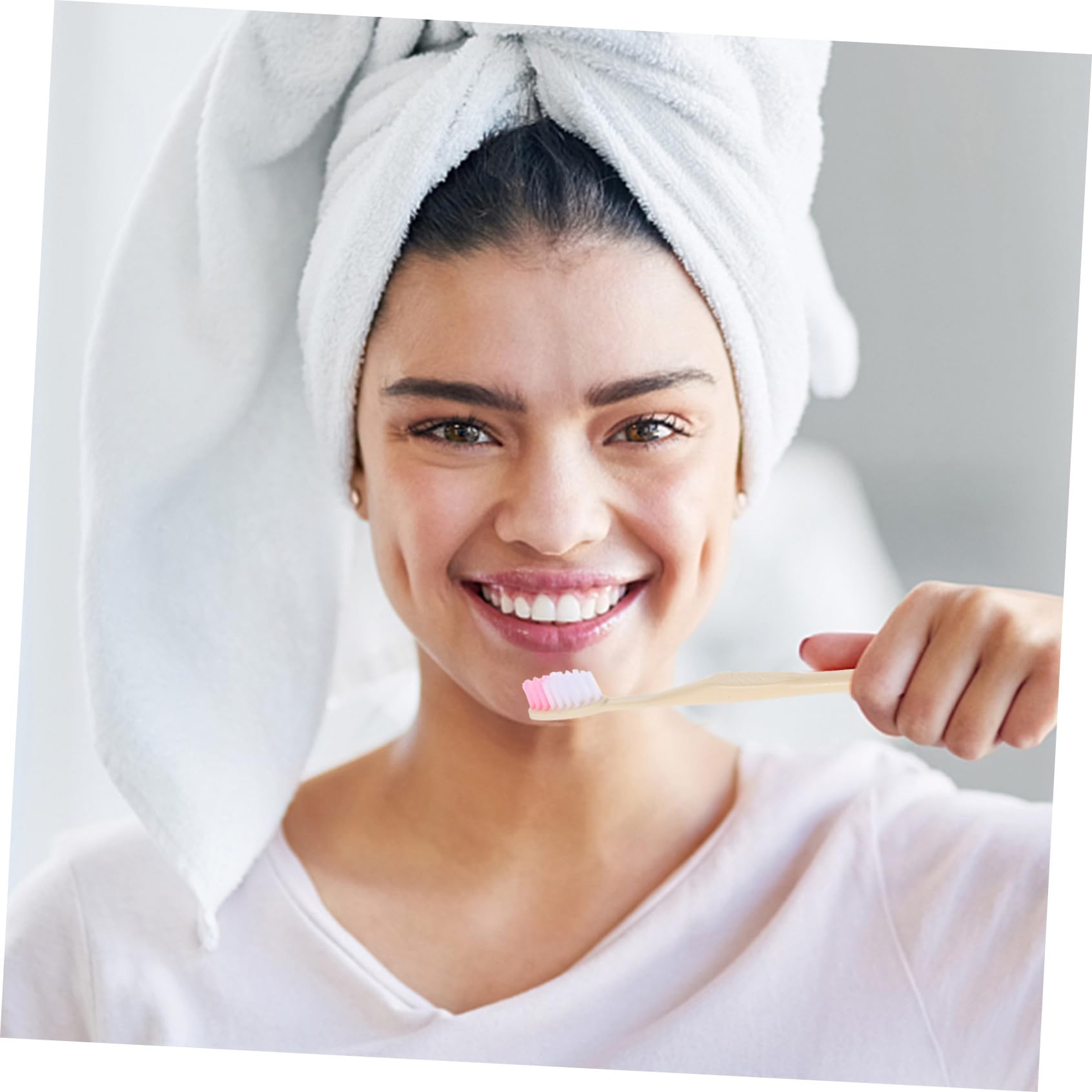 ibasenice Kit Spazzolini da Denti Usa e Getta 100 Pezzi con Dentifricio Confezionati Singolarmente in Plastica per Viaggio e Pulizia Orale Pratica Stili multipli