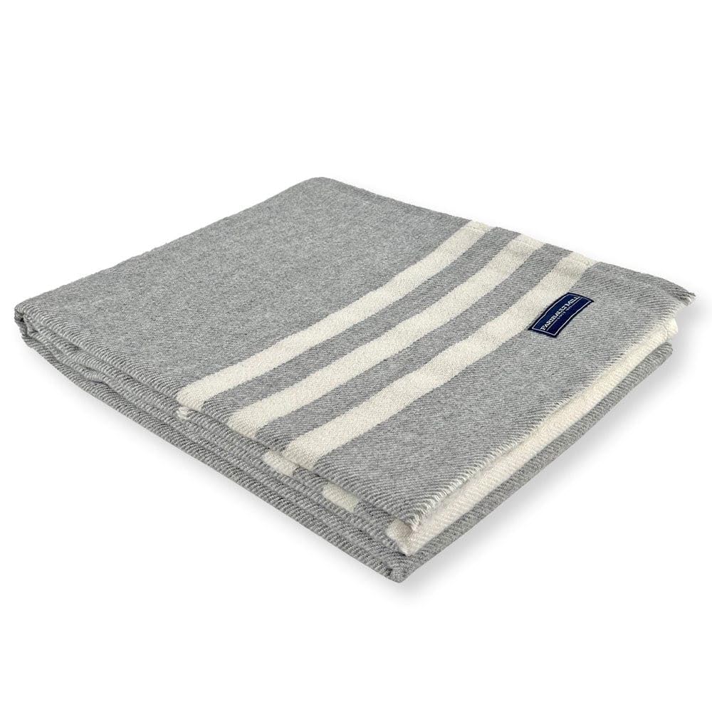 Amazon.com: Faribault Woolen Mill Trapper Throw, Gray/Natural
