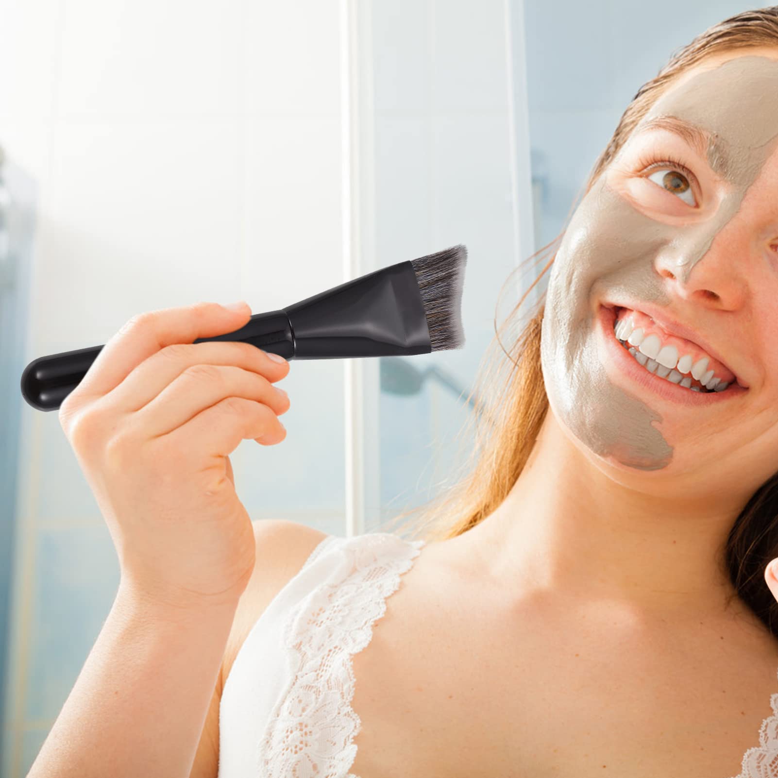 TOVINANNA Contouring Brush Black Wooden Handle Advanced Makeup Brush Dense Fiber for Foundation Concealer