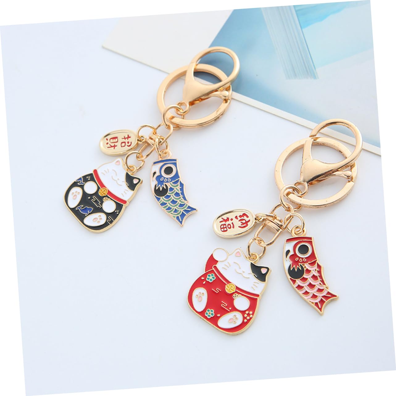 Llavero de Dibujos Animados Gato Fortuna Rojo de Aleación de Zinc Decoración Fina y Pack de 2 para Cumpleaños y Accesorios de Bolsos