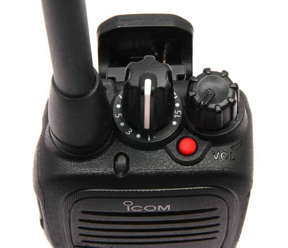 ICOM IC-F29SR2 RICETRASMETTITORE Professionale Portatile ANALOGICO PMR 446-16 CANALI