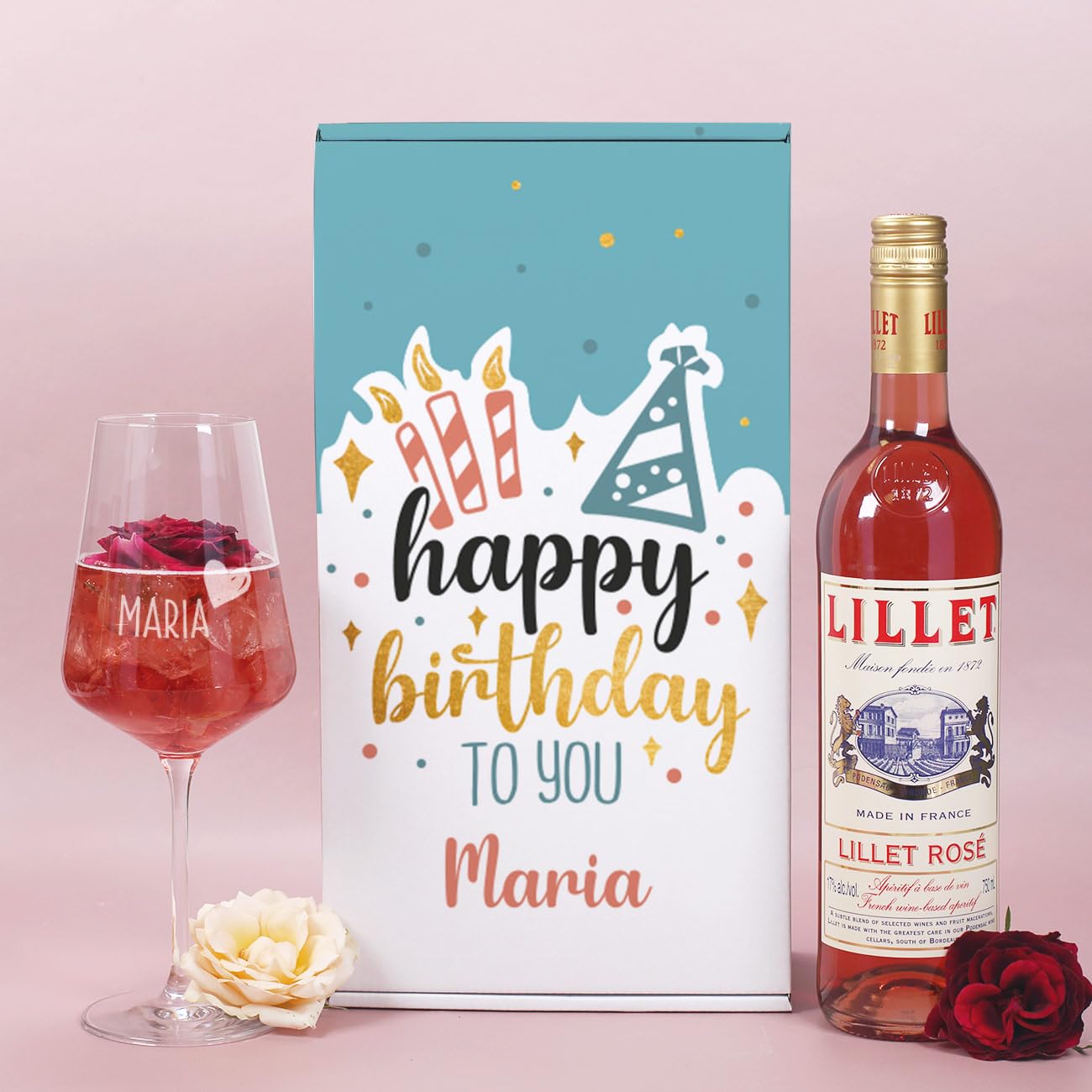 Herz & Heim® Happy Birthday - Geschenkset mit graviertem Weinglas, Geschenkbox und einer Flasche Lillet Rosé