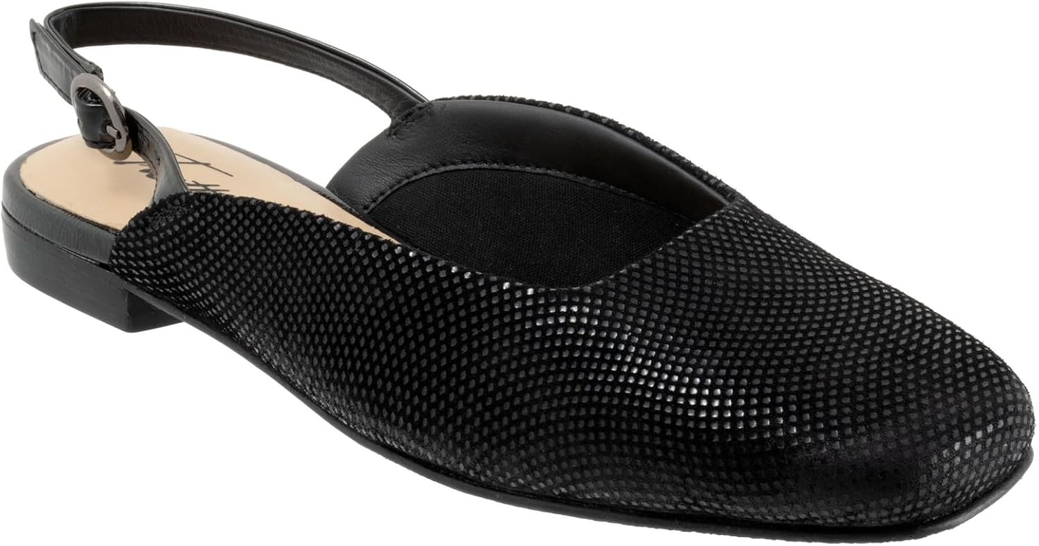 Trotters Women's Holly Ballet Flat