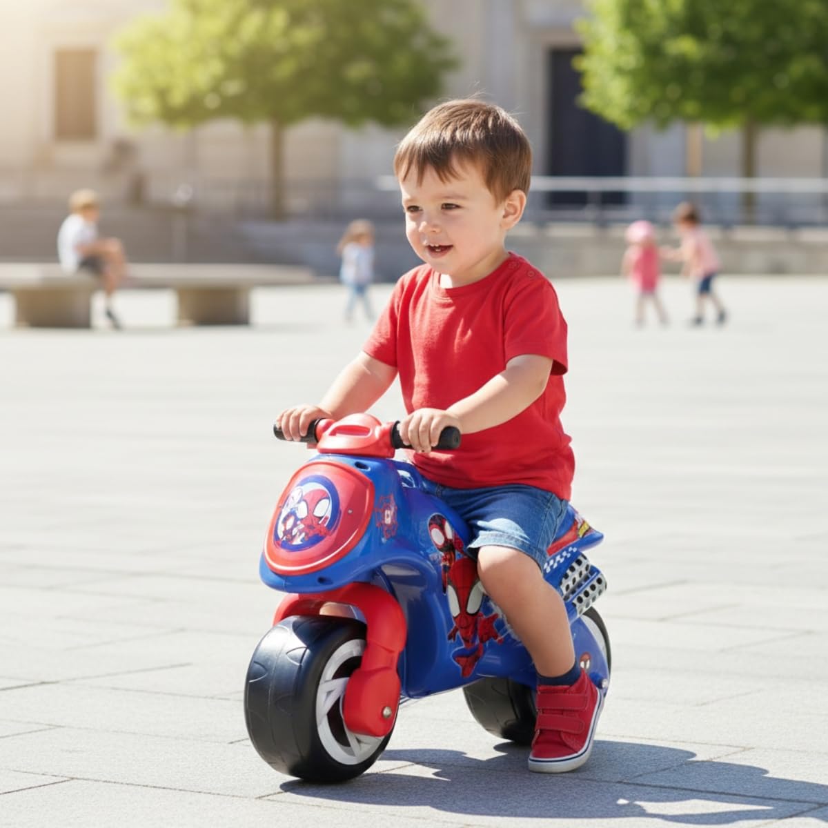 INJUSA - Motocykl Dziecięcy Neox Spidey, dla dzieci +18 miesięcy, z trwałą dekoracją, szerokim plastikowym kołem i uchwytem transportu dla rodziców, niebieski kolor
