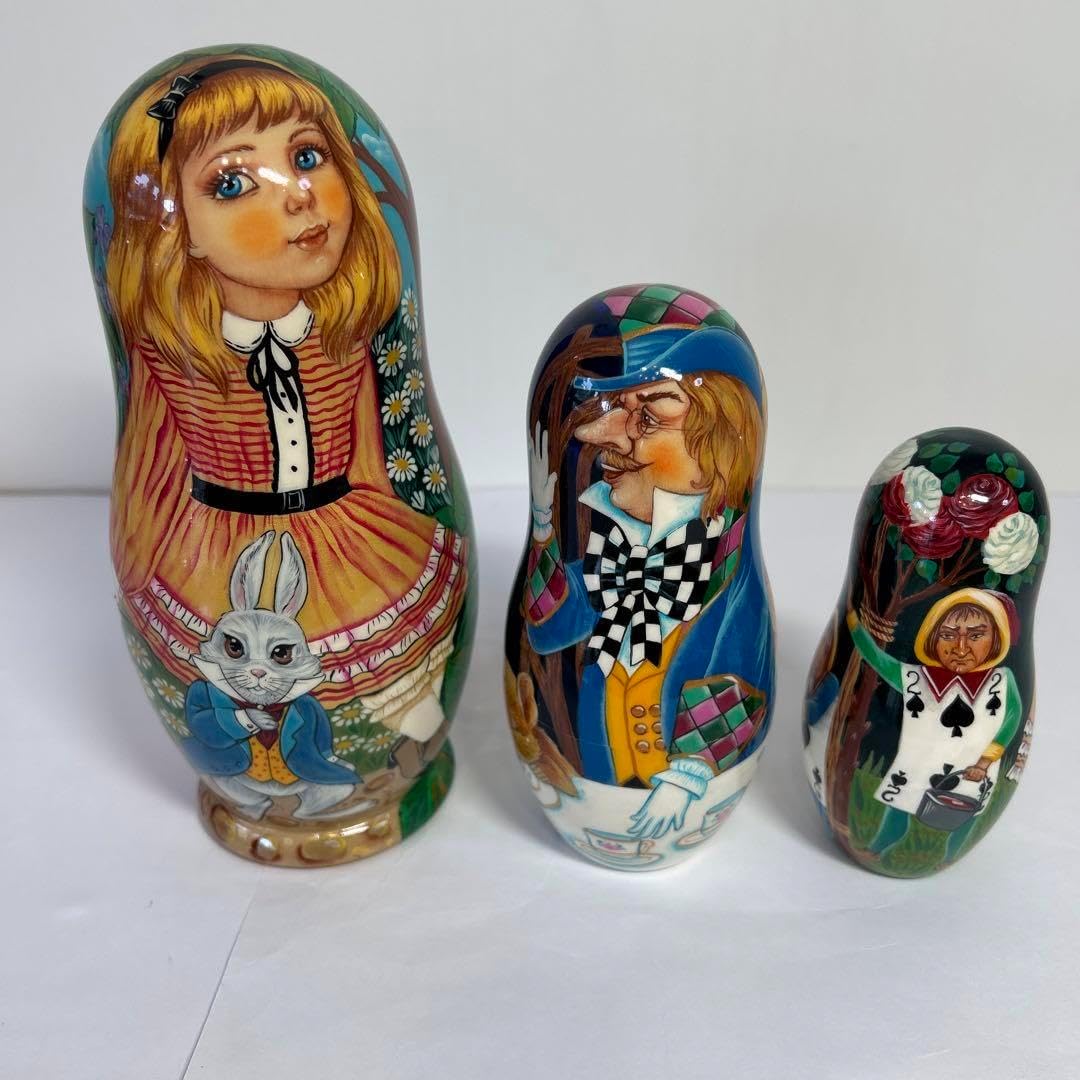 ロシア雑貨　マトリョーシカ　不思議の国のアリス　5ピース ロシア雑貨 マトリョーシカ 不思議の国のアリス 5ピース