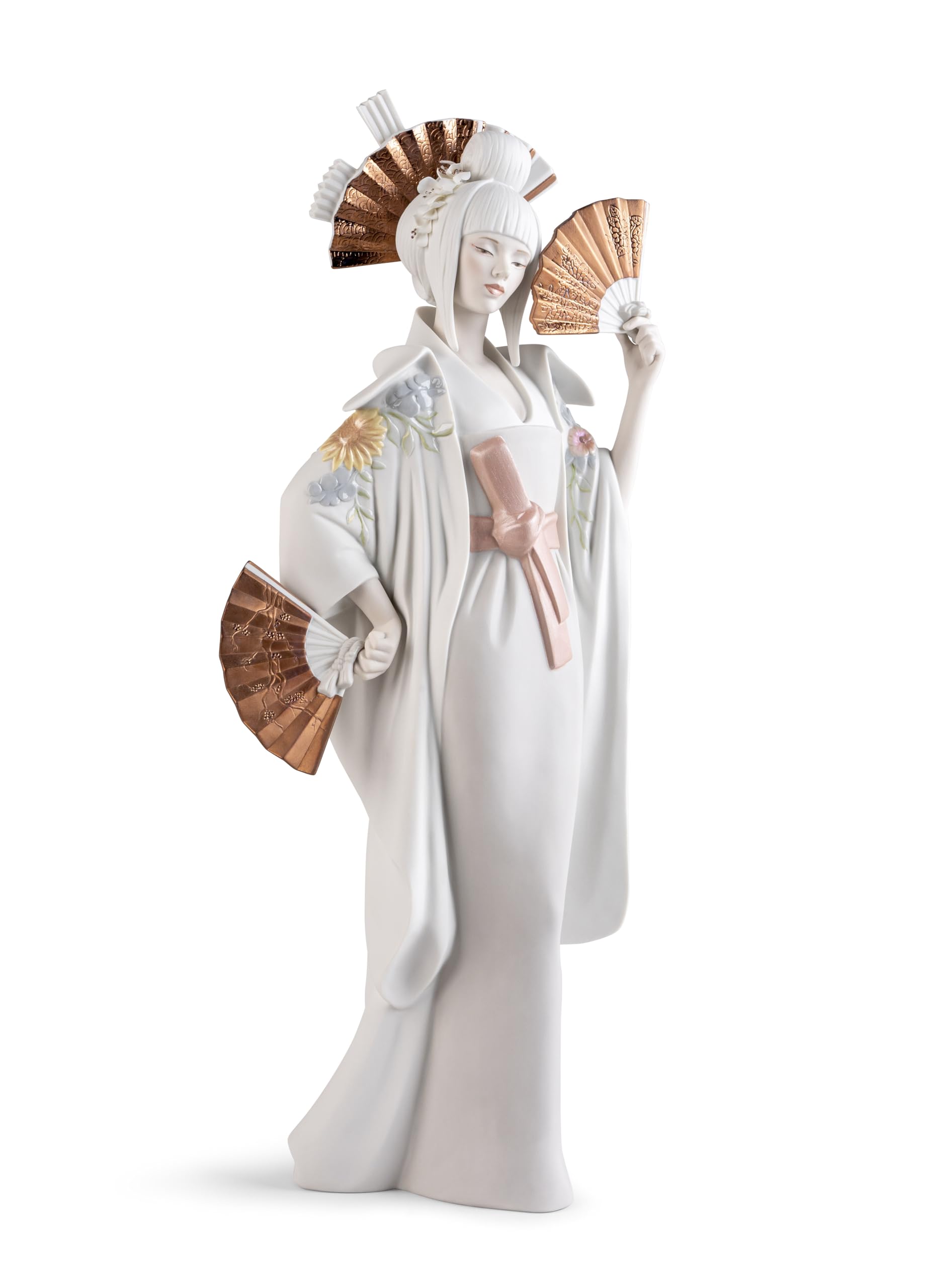 Lladró Women's Pink Figurine 'Japanese Dancer'. Matte Porcelain Japanese Dancer.