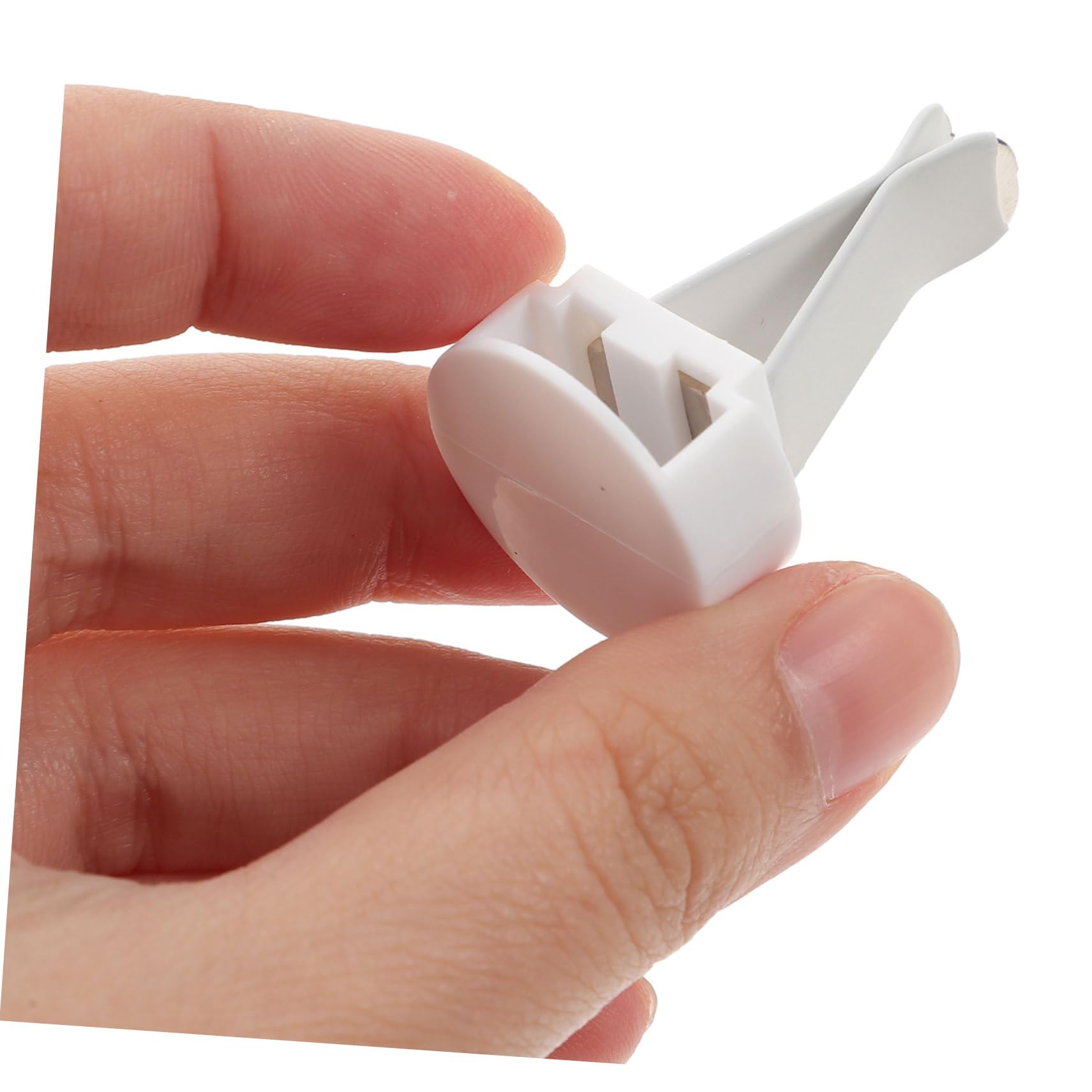CHILDWEET Clip per Bocchetta Aria Auto e Profumatore Fai da Te Ganci per Auto Accessori Resistenti in Metallo e Plastico, 100 Pezzi per Decorare L'auto