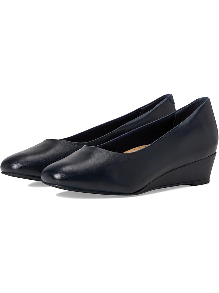 Navy Trotters Denisse