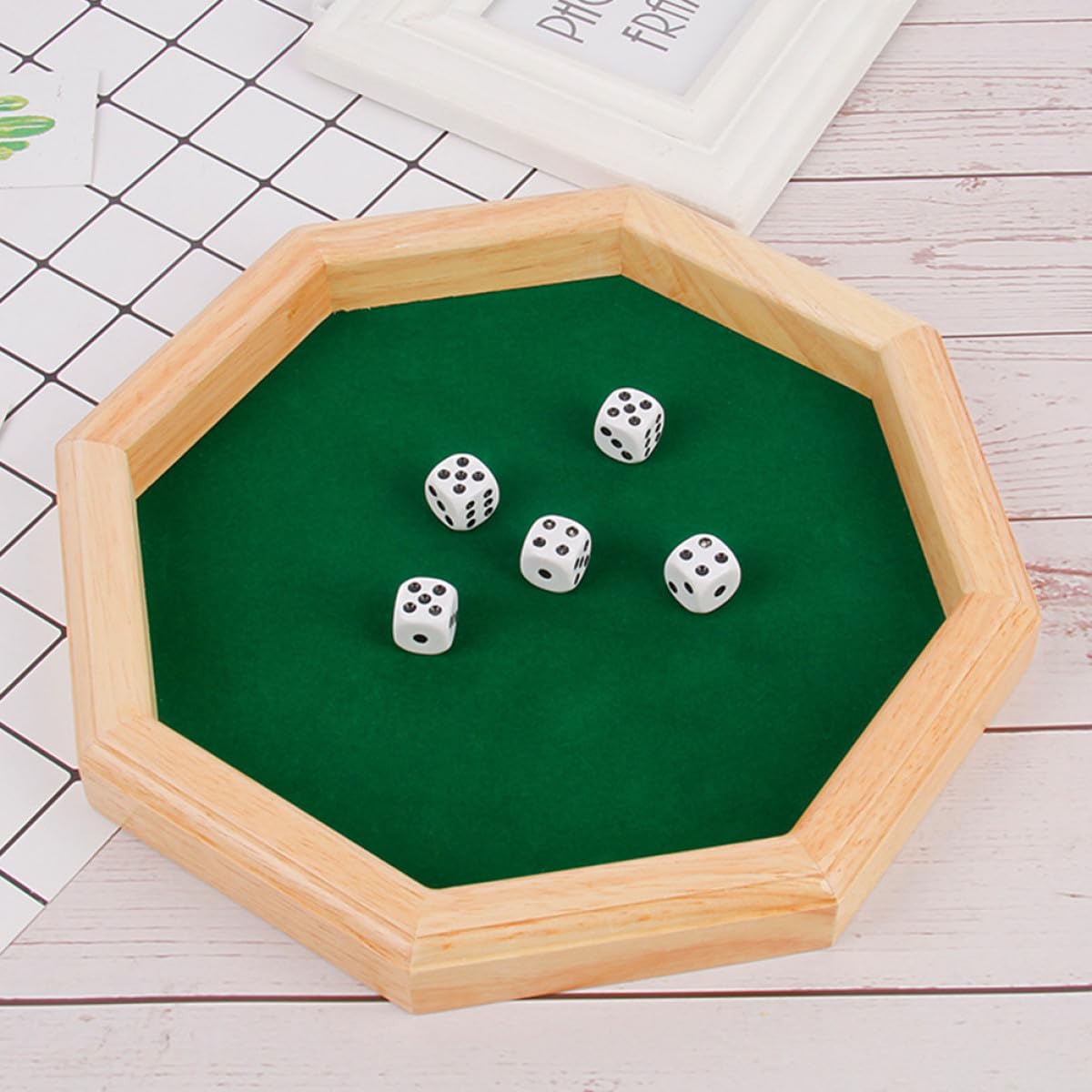 HANABASS Jeu De Dés à Boire Octogonal pour Adultes Petit Plateau Bois Verni Résistant Imperméable Fête Soirée Jeux De Société Convivialité Party Pack