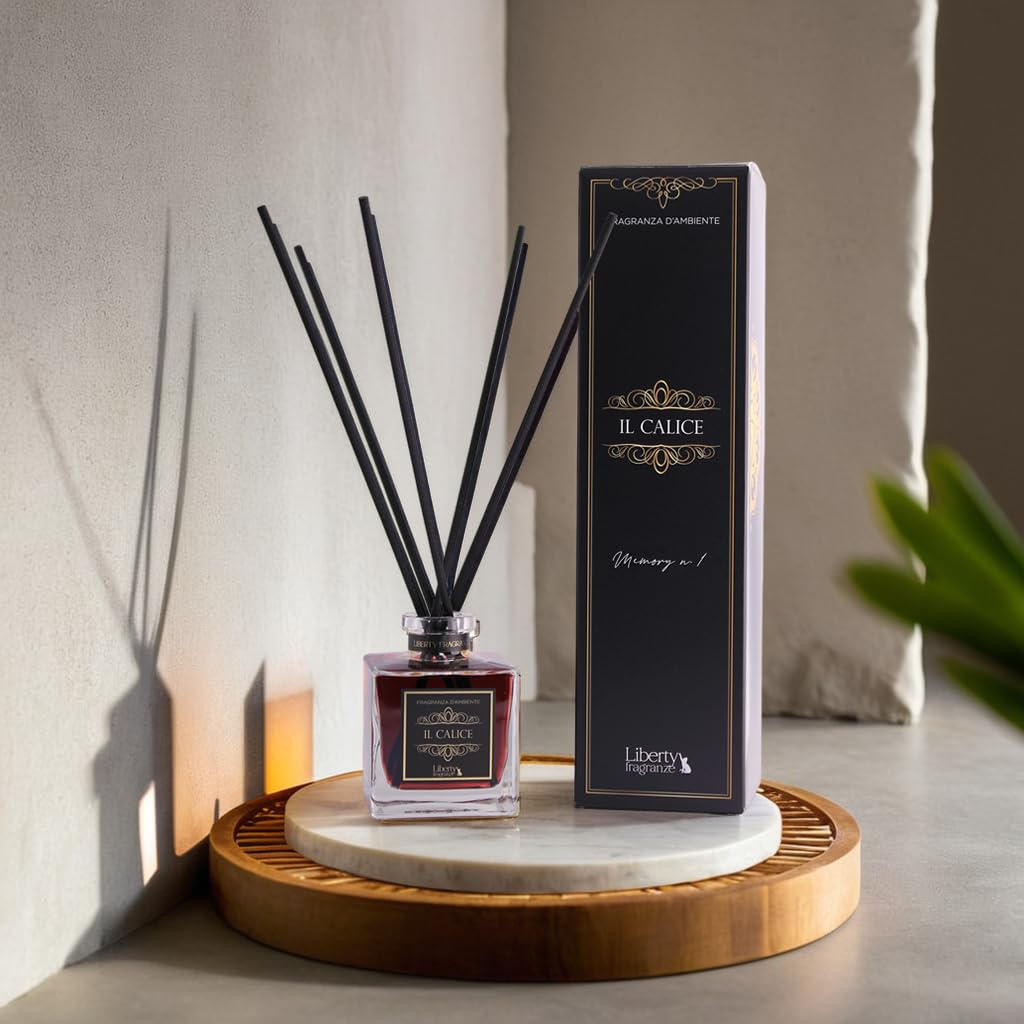Il Calice - Fragranza Ambiente di Lusso Edizione Limitata - Profumazione Fruttata e Floreale con Note di Vaniglia - Profumazione Ambiente - Diffusore con Bastoncini - 200ml