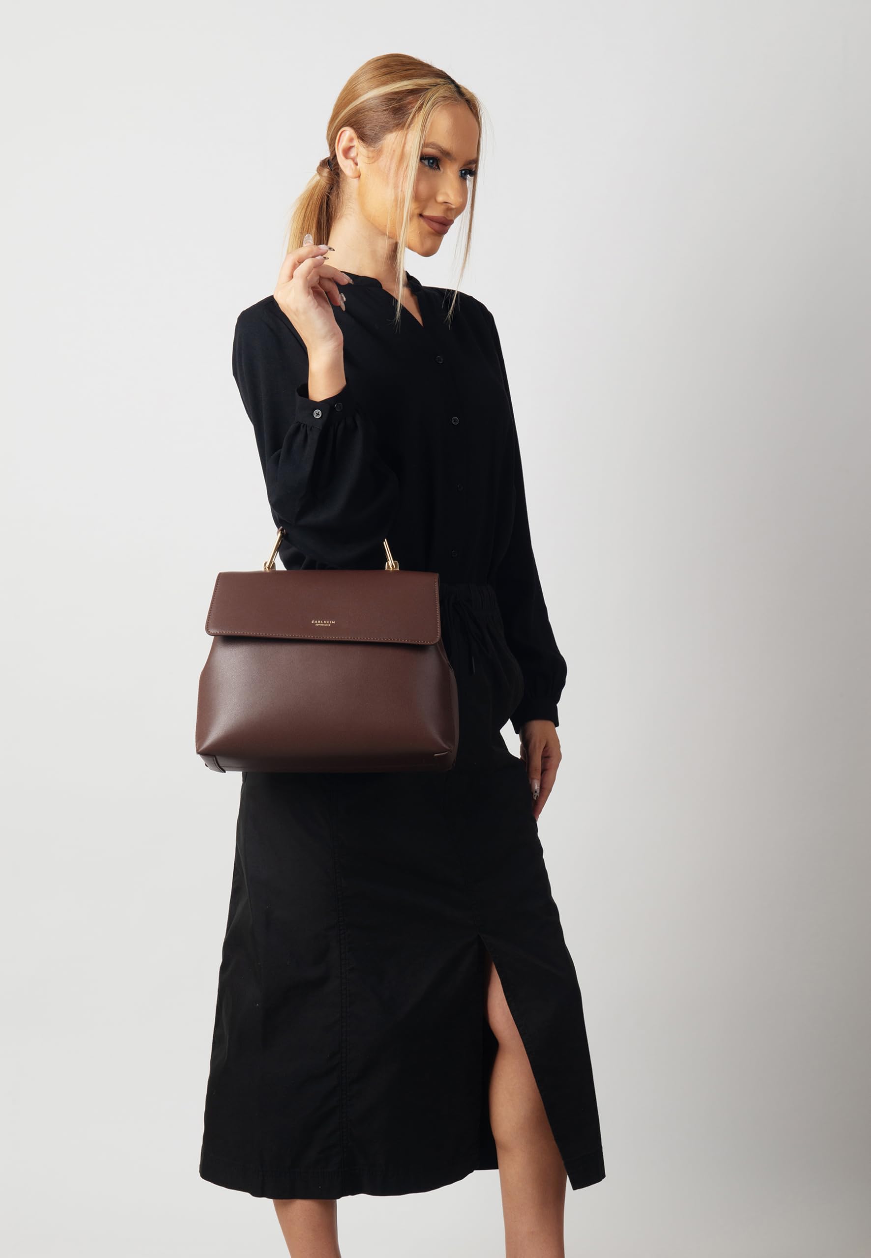 Carlheim, Gotland Genuine Leather collection, Sophia Genuine Leather Handbag (Brown)