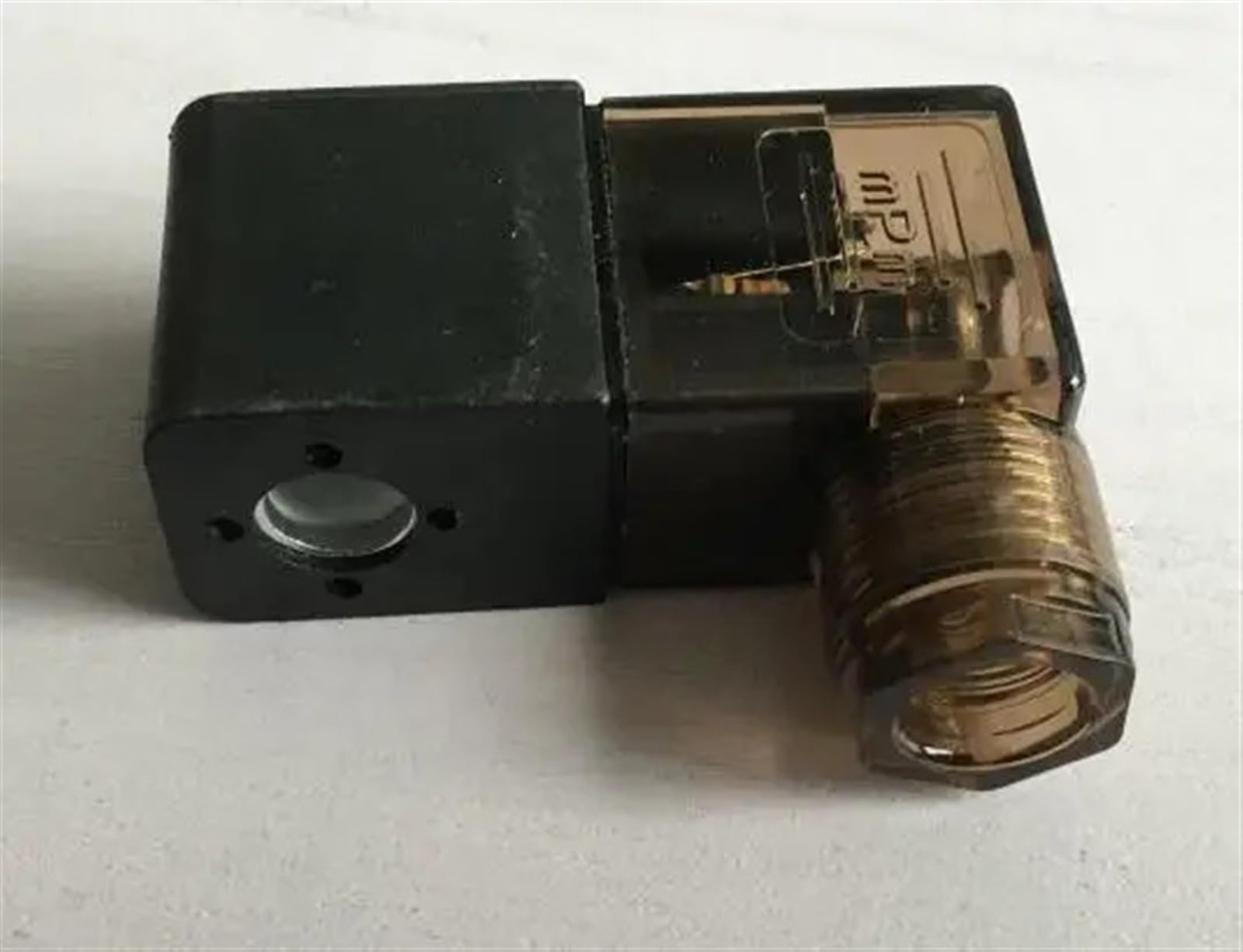 Bobine d'électrovannes 4V210 AC110V pour réparer un distributeur pneumatique bloqué