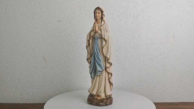 Estatua Virgen de Lourdes Católica 14.5" H Resina miniatura 7