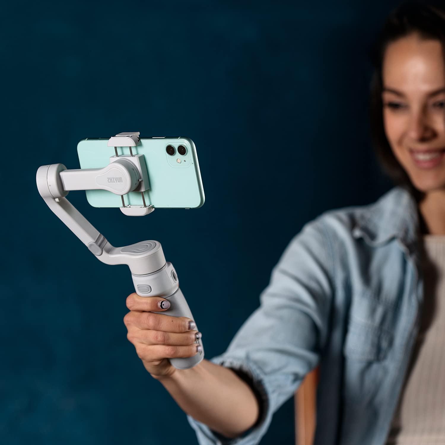 Amazon.co.jp: 【ZHIYUN正規代理】ZHIYUN Smooth Q4 スマホ ジンバル
