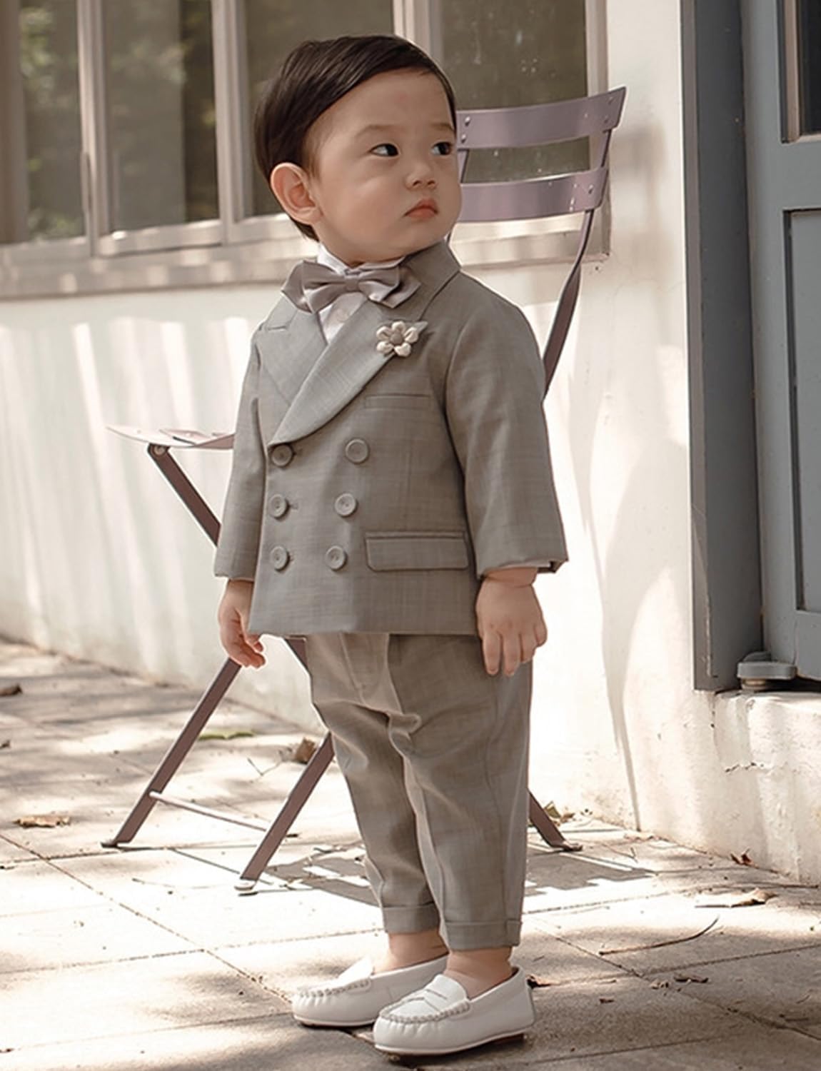 Ulnomio Boys' Blazer Jacket Double Breasted Buttons Solid School Suit Casual Sport Coat