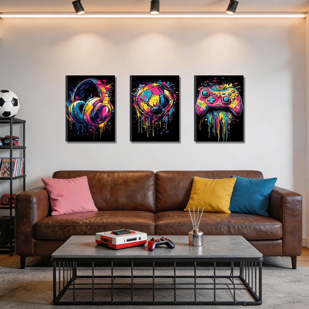 milaosk Tableau Décoration Murale Gaming Affiche Impressions sur Toile | Manette de Jeu Casque Football Style Graffiti Poster Mural pour Chambre Gaming Deco Chambre Garcon 40x60cm x 3pcs