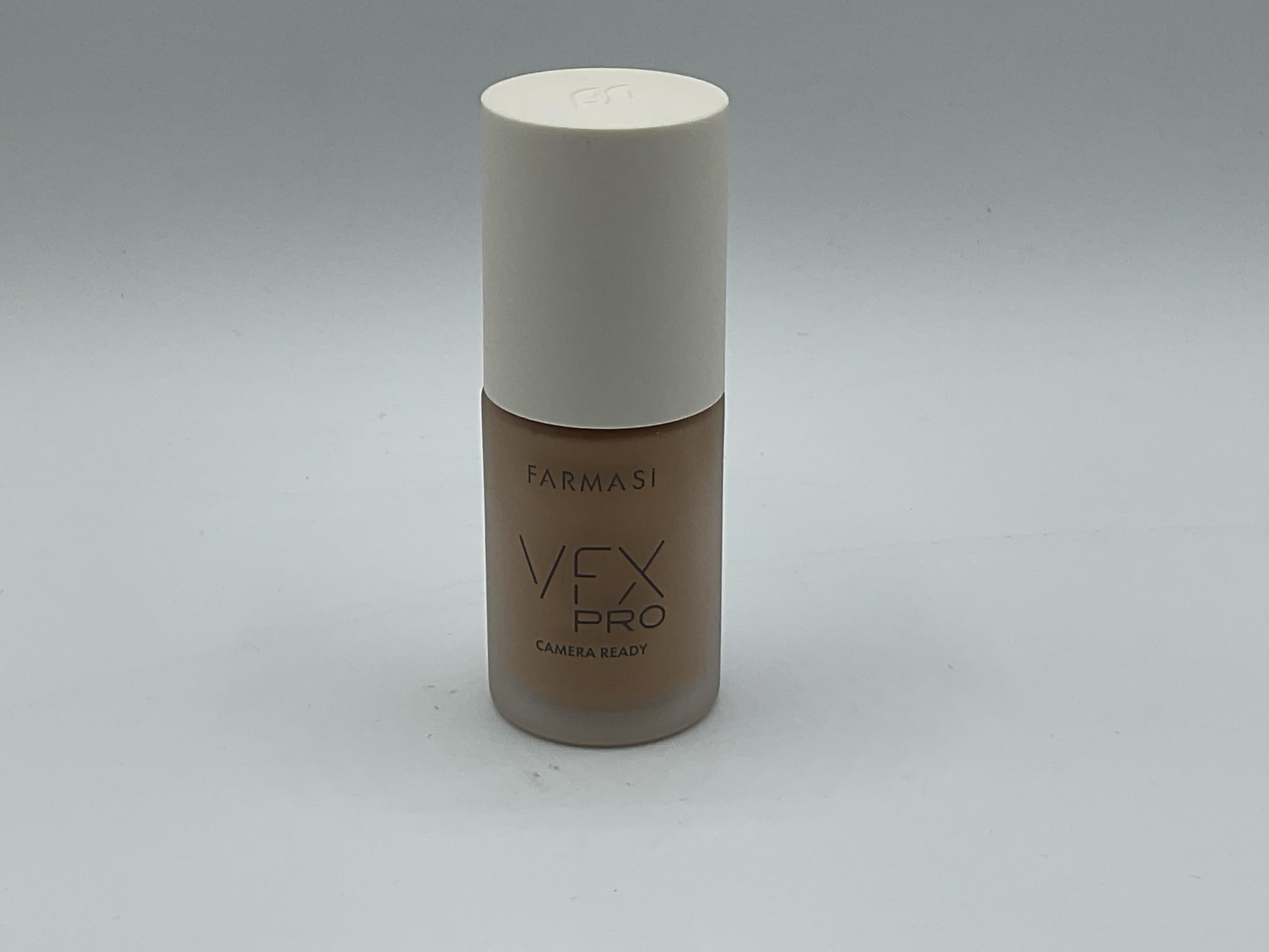FARMASi Vfx Pro Foundation, Full Coverage Liquid Cream, Lightweight Long Lasting Coverage, Breathable Skin Moisturizer with Color True Matte Blending,