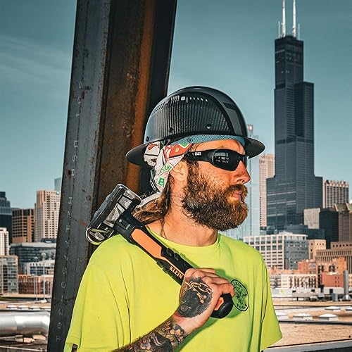 Miniatura 10 de Klein Tools 60513 Casco duro, fibra de carbono serie K12 ala completa, ventilado, clase C, tipo 1, espartano