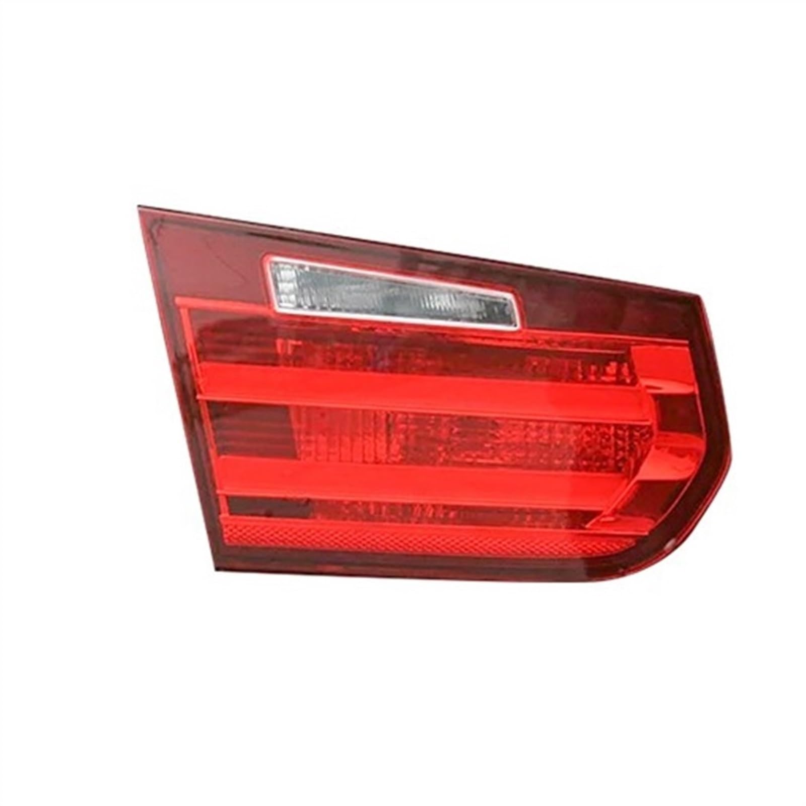 Feu arrière LED en remplacement d'un optique F30 gauche cassé