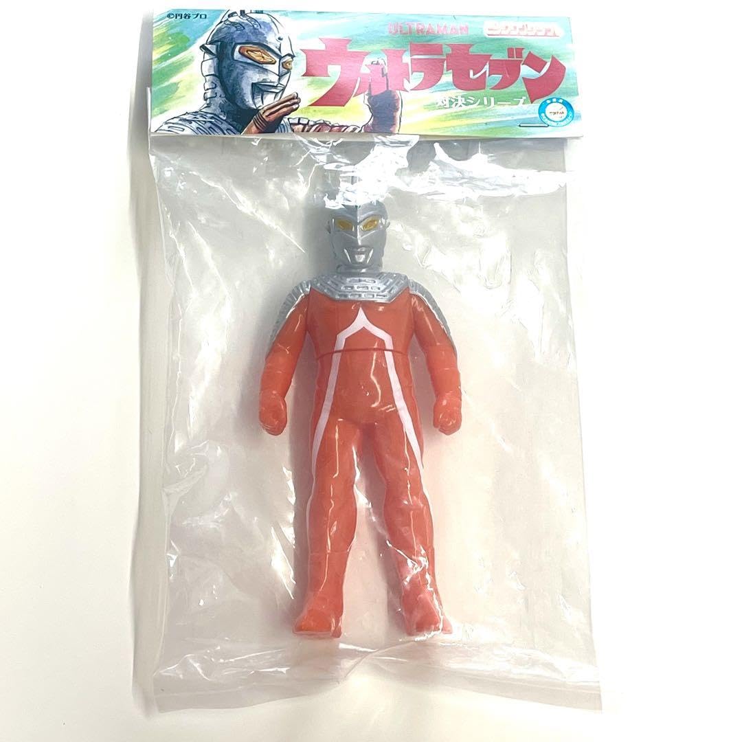 ビックワンクラフト 対決シリーズ ウルトラセブン ギングジョー  全２種セット Amazon.co.jp: ビックワンクラフト ソフビ 対決シリーズ