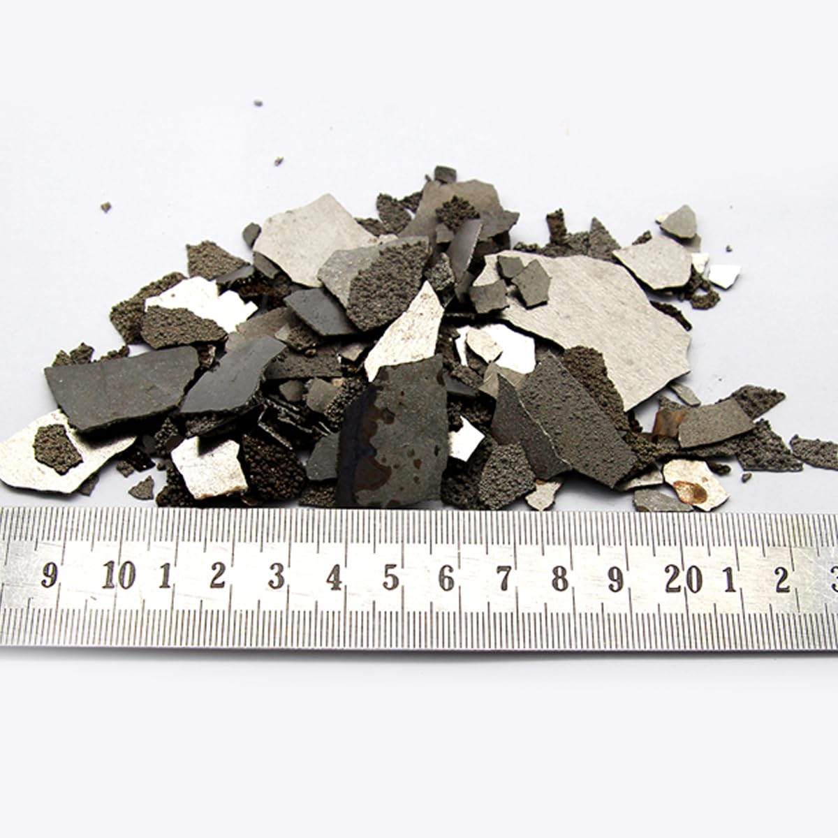 100 Grams Pure Electrolytic Manganese Metal Sheets, 99.7% High Purity Mn Flakes for Element Specimen Collection or Laboratory Scientific Experiments