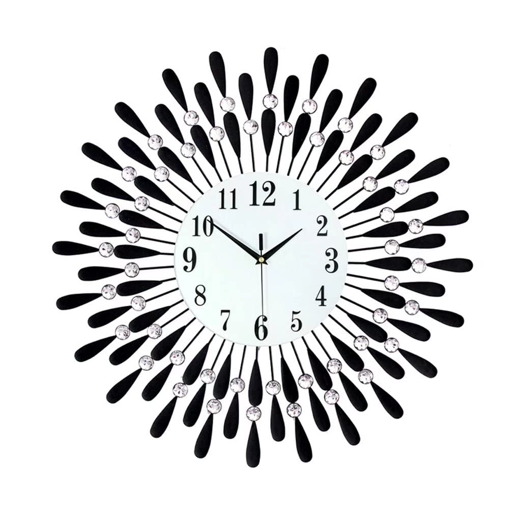 Horloge décorative moderne avec strass pour un éclat chic au salon