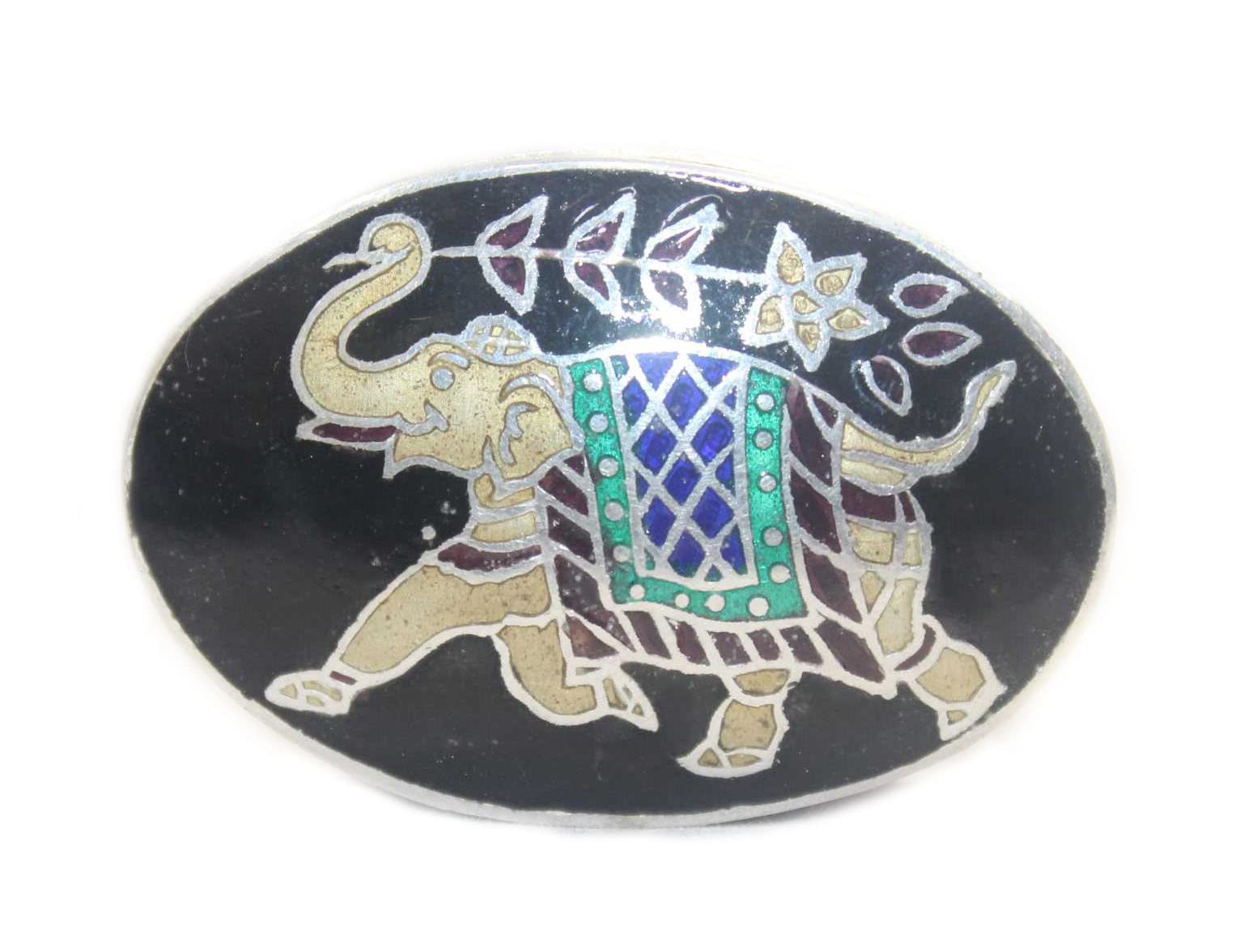 Boîte à bijoux éléphant en argent pour sublimer votre coiffeuse