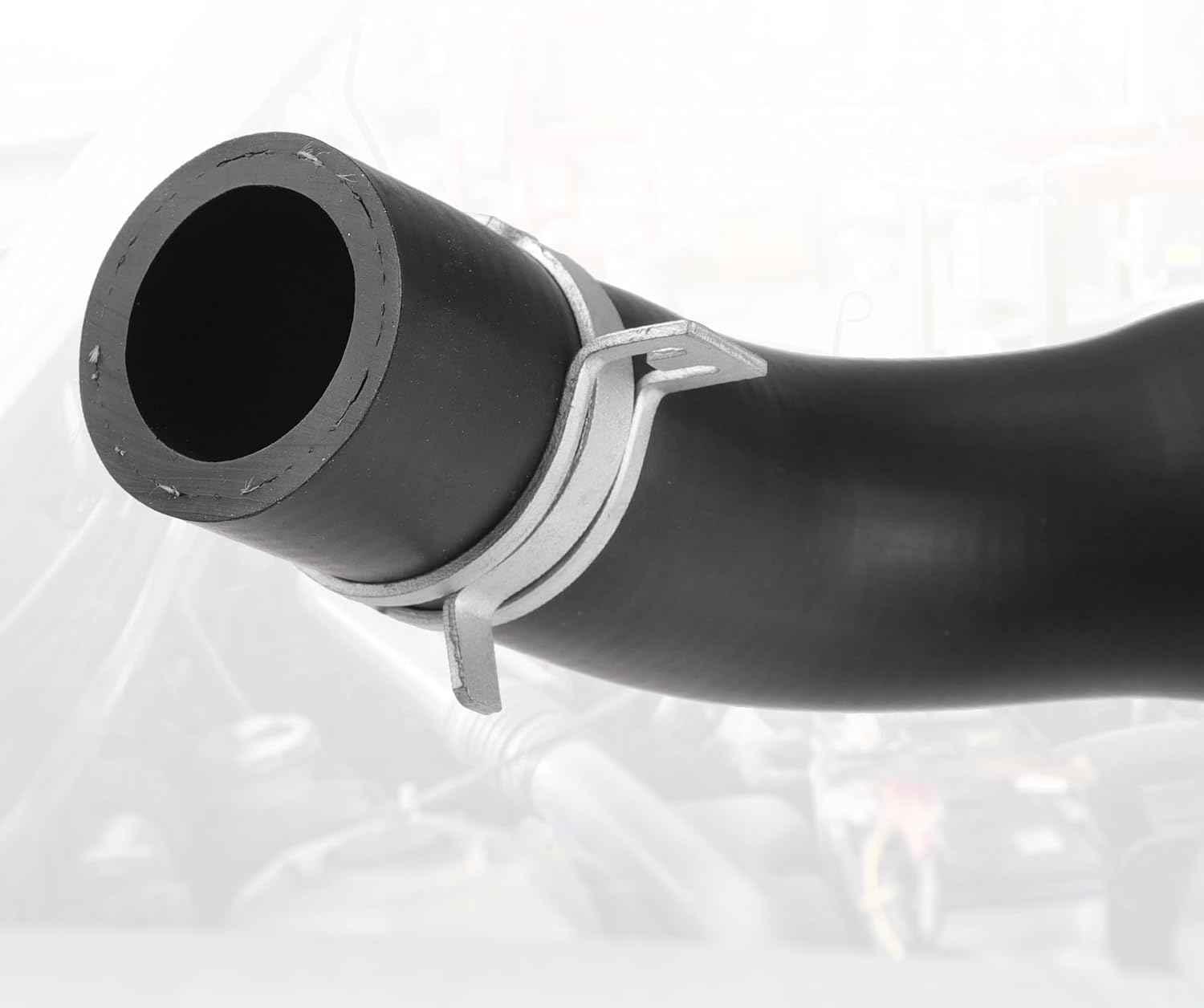 Engine Heater Hose Assembly No.5C3Z8075CB Radiator Overflow Hose for Ford F-250 Super Duty 2005-2007 Rubber Black