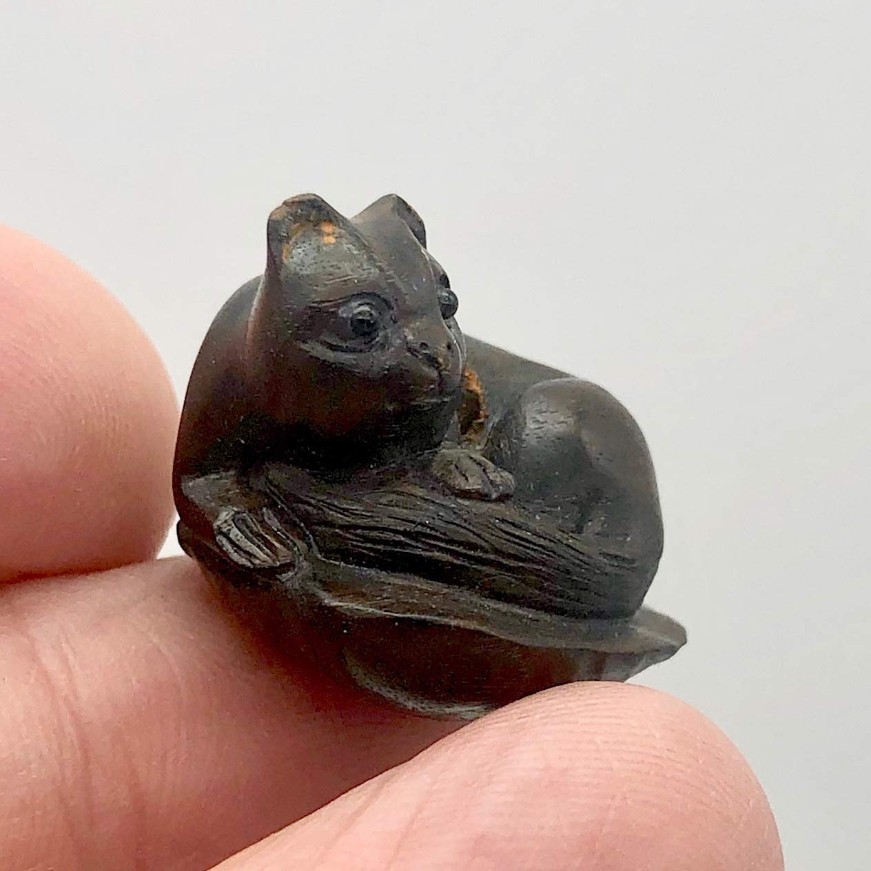 Carved Teak Kitty Cat On Clam Shell Ojime Netsuke Bead for Jewelry Making