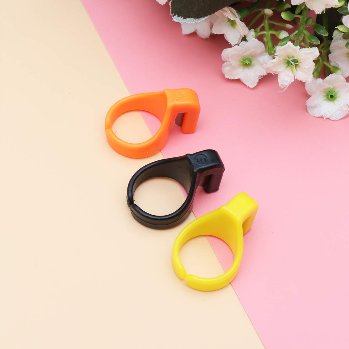 IWOWHERO 10pcs Plastic Ring Cutters Thread Yarn Ring Cutters Finger Cutting Tool Stainless Steel and Abs Plastic for Durability Random Color