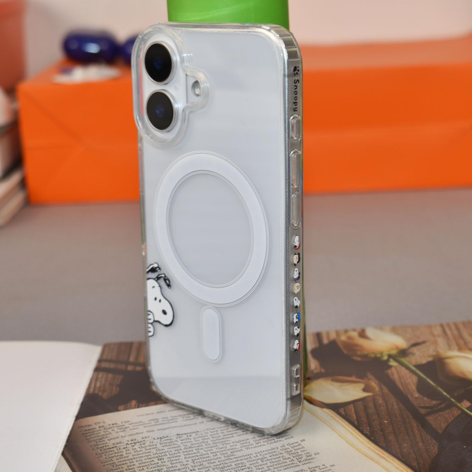 Tech21 スヌーピー iPhone 16plusケース（MagSafe対応） Tech21 FlexQuartz for iPhone 16 Pro（MagSafe対応
