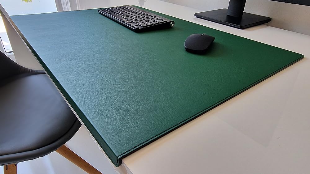 PM Schreibtischunterlage mit Kantenschutz Sanftlux Leder in 12 Farben 3 Gr. (Alt Grün, 90cm x 48cm)