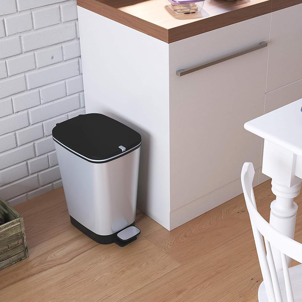 PALUPLUS Pattumiera da Cucina in Plastica Effetto Acciaio, Misura 27x41x45 cm, Capacità 35 Litri, Pedale per Apertura Automatica, Gommini Antiscivolo, Coperchio Anti Odori -329C