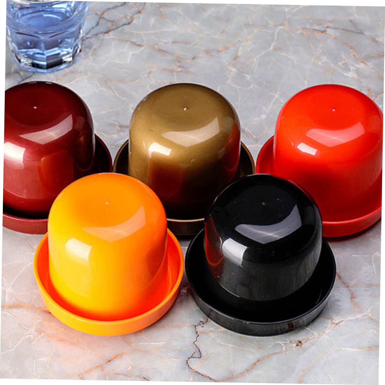 TOYANDONA Cubilete de Dados de Abs con Base Resistente y Tapa Transparente, Antitrampa y Moderno, Incluye 5 Dados para Juegos Divertidos en Ktv y Fiestas