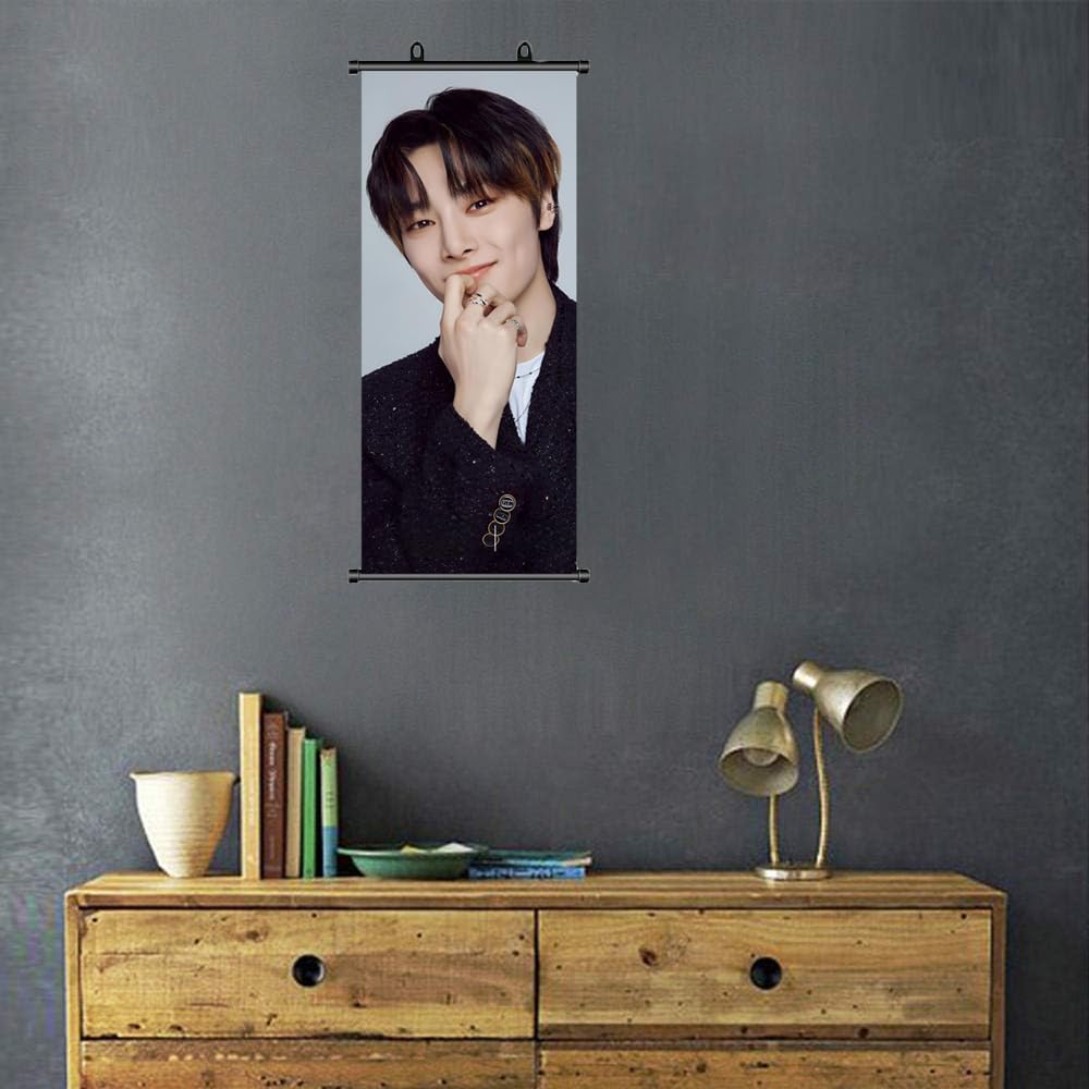 Stray Kids Stray Kids I.N - Poster arrotolabile, articolo per fan di StrayKids I.N Scroll, decorazione di compleanno, tessuto per decorazione da parete, 70 x 30 cm