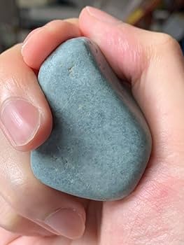 Amazon.co.jp: 青翡翠 ひすい糸魚川翡翠 海石 姫川 青海 鉱物標本 Amazon.co.jp: 青翡翠 ひすい糸魚川翡翠 海石 姫川 青海 鉱物標本