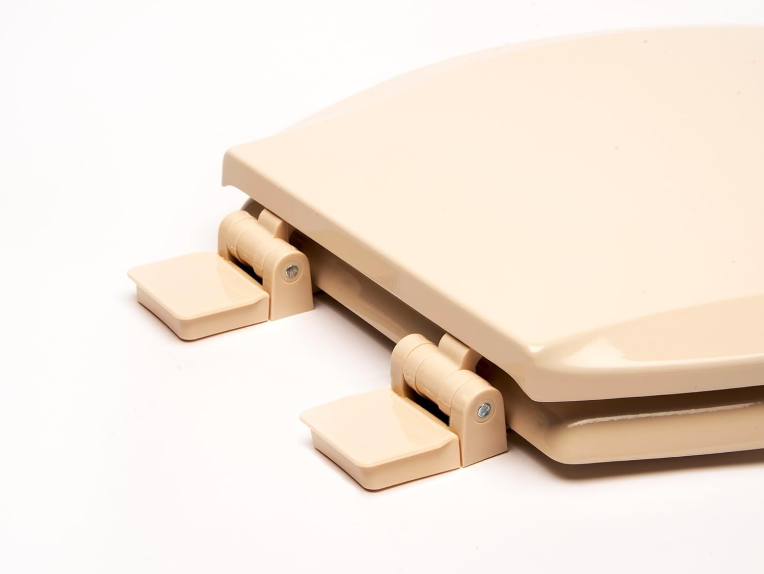 1Q1R5-01 Premium Molded Wood Toilet Seat with Vari-Adjust Release ‘N’ Clean Lok-Down Hinge and Quik-Lok Mounting Hardware, Round, Bone