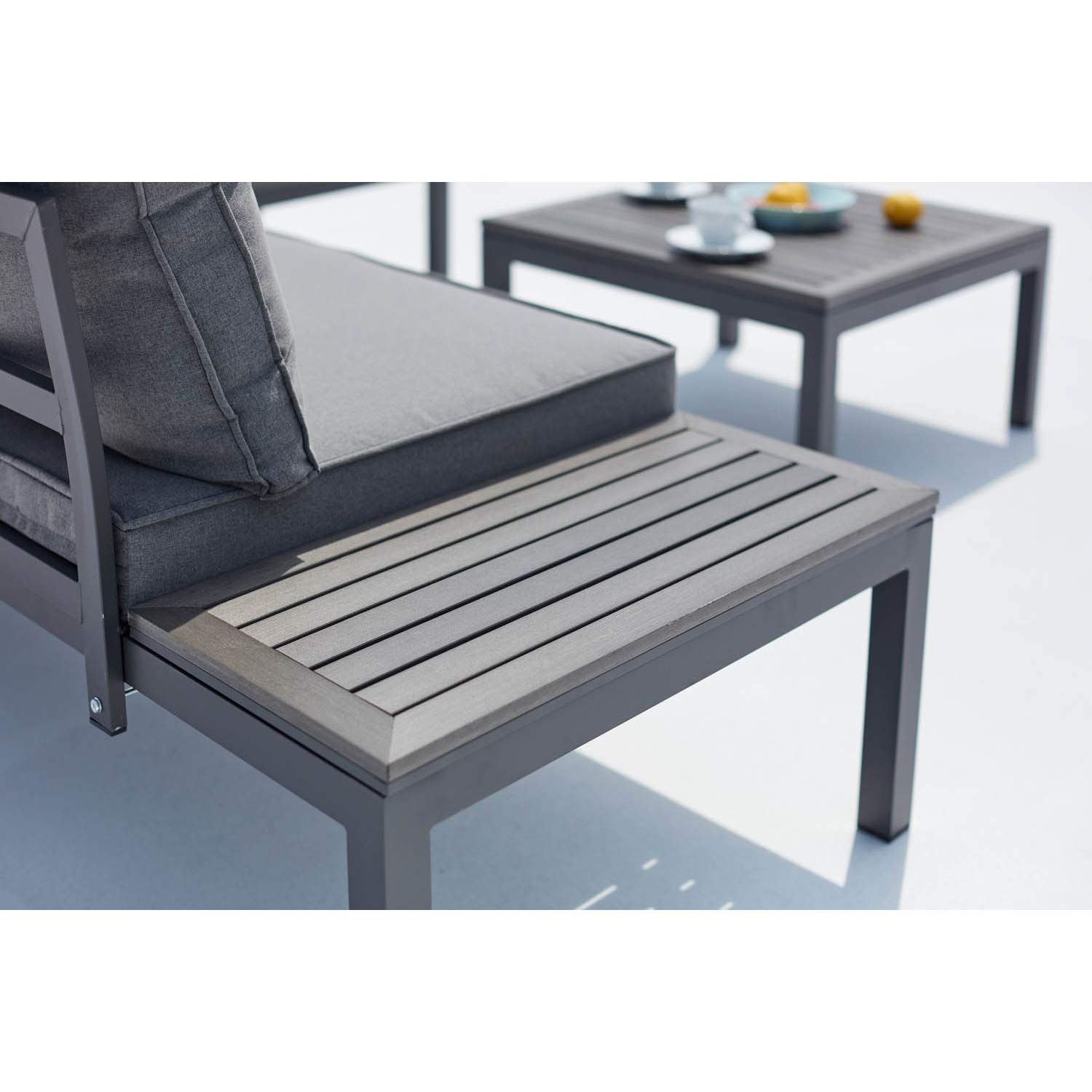 CONCEPT USINE - Salon de Jardin Bas Modulable 4 Places Gris Foncé Design Lolea - Aluminium et Acier - Table Basse Carrée - Dossier Assise Déhoussables - Résistant, Imperméable