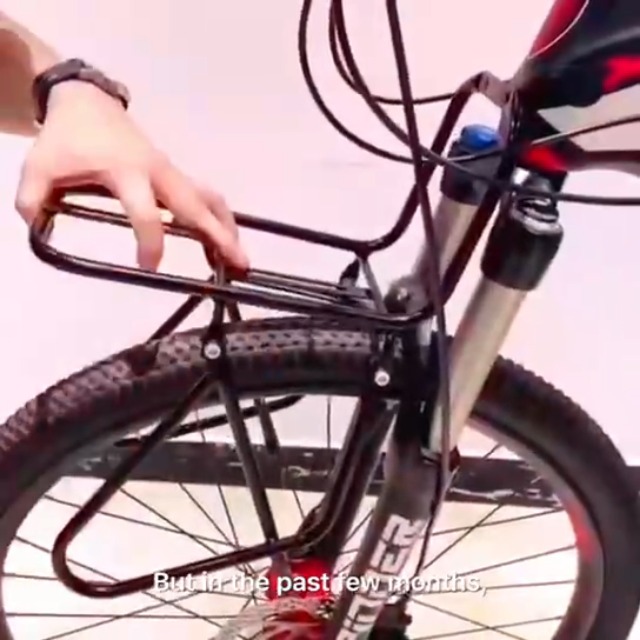 Porte-Bagages Avant Vélo En Acier – Capacité 15 Kg, Robuste Et Antirouille, Avec Déflecteur Surélevé, Fixations Solides, Compatible Avec Tous Types De Vélos