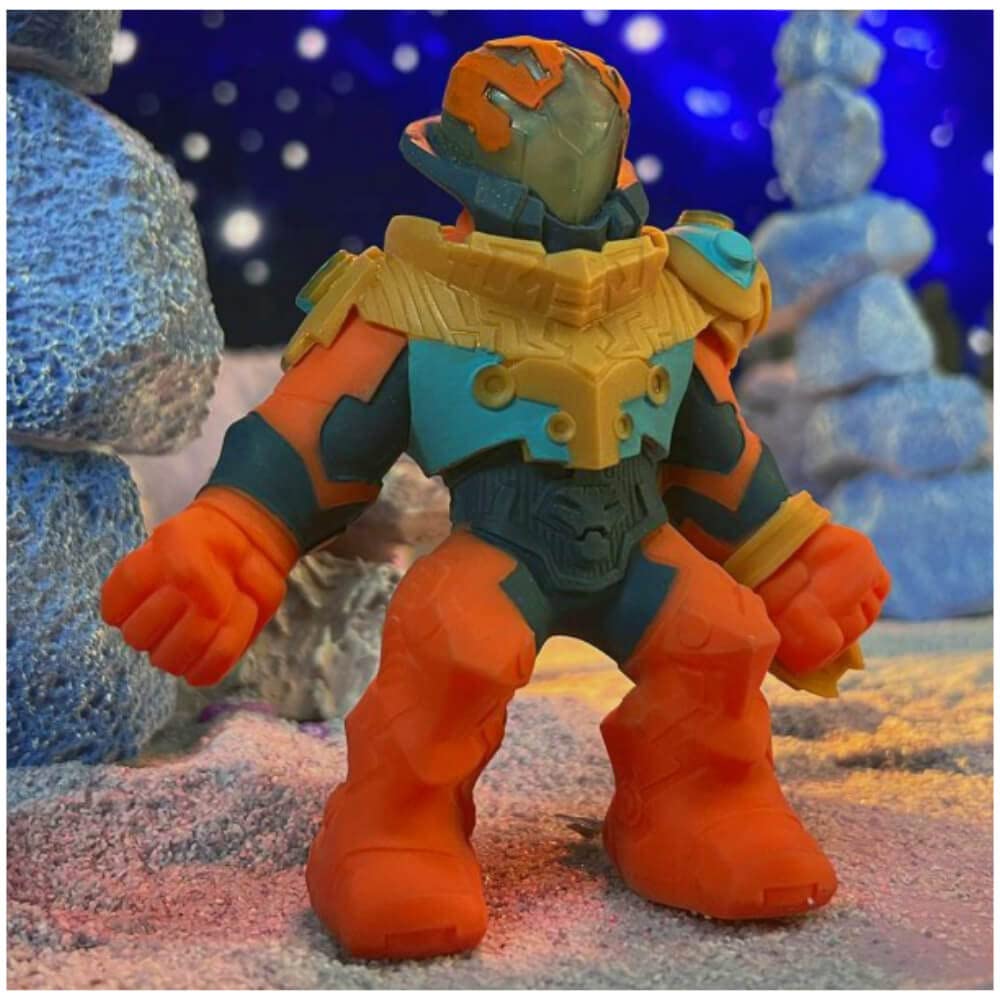 CICABOOM Elastikorps Fighter He-Man Masters Universe Collection Giga Size - Man at ARMS - Figura coleccionable