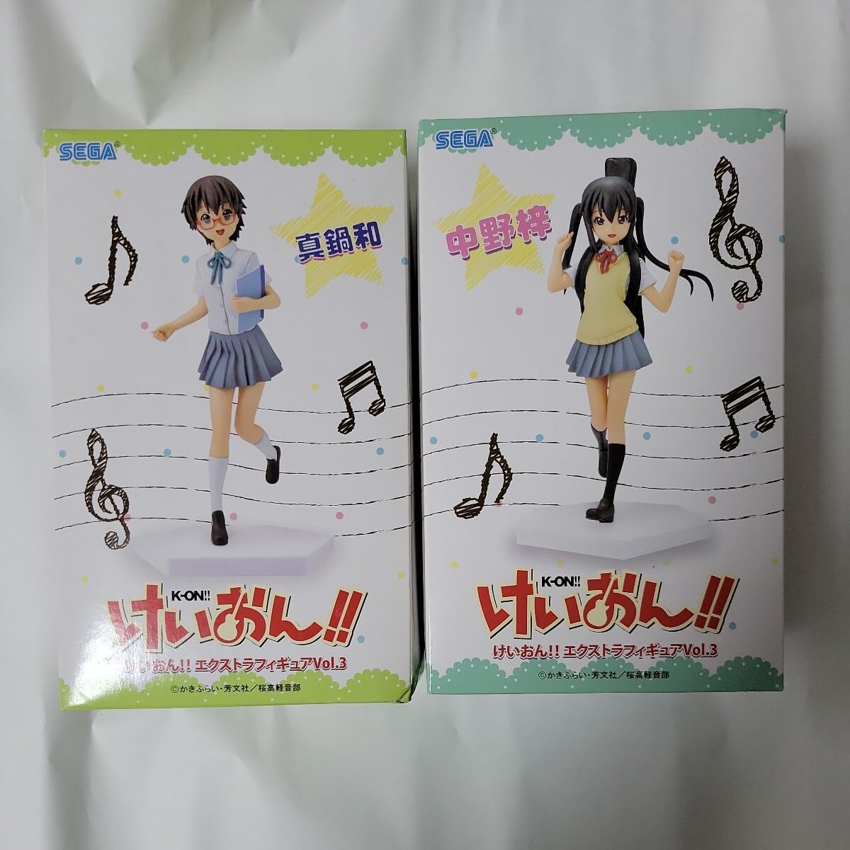 Amazon.co.jp: けいおん エクストラフィギュアVol.3真鍋和/中野梓2点
