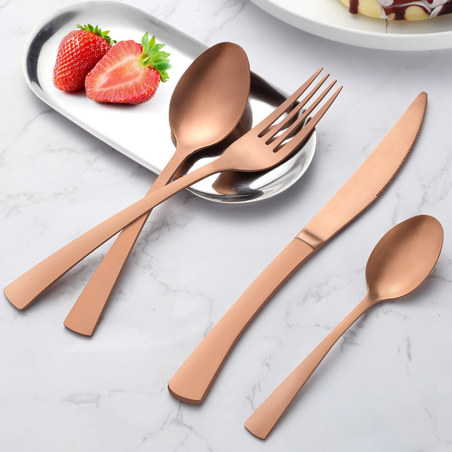 Vaisselle en Acier Inoxydable 8 Pièces, Ensemble Exquis De Couteaux, Fourchettes Et Cuillères, Traitement Miroir, Luxe Léger Et Mode, Cadeau D’Anniversaire De Mariage Au Restaurant