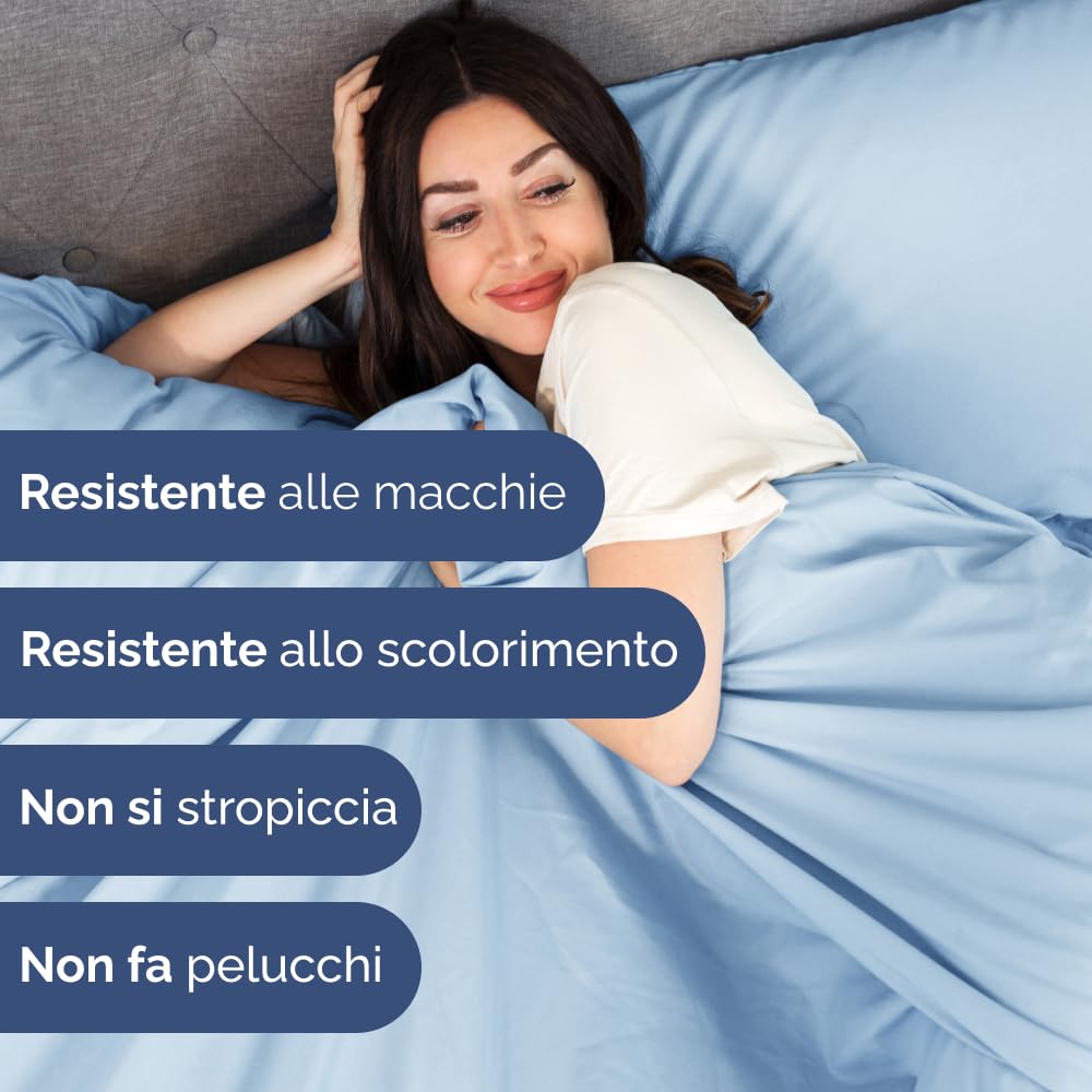 Set lenzuola una piazza e mezza 4 pezzi 135x190 cm - morbida microfibra spazzolata, traspirante e certificata OEKO-TEX - lenzuolo con angoli, lenzuolo piatto 225x255 e 2 federe 50x80 - Blu chiaro