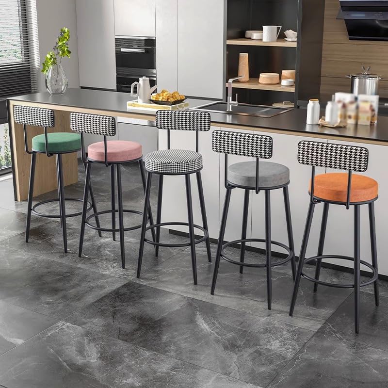 Tabourets de bar de cuisine pour optimiser l'espace petit-déjeuner du matin
