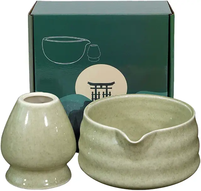 GOMETY Traditional Japanese Matcha Bowl with Spout and Whisk Shelf - Ceramic Chawan