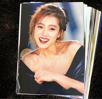 Amazon.co.jp: 中森明菜 写真 100枚セットL判 グラビア : おもちゃ