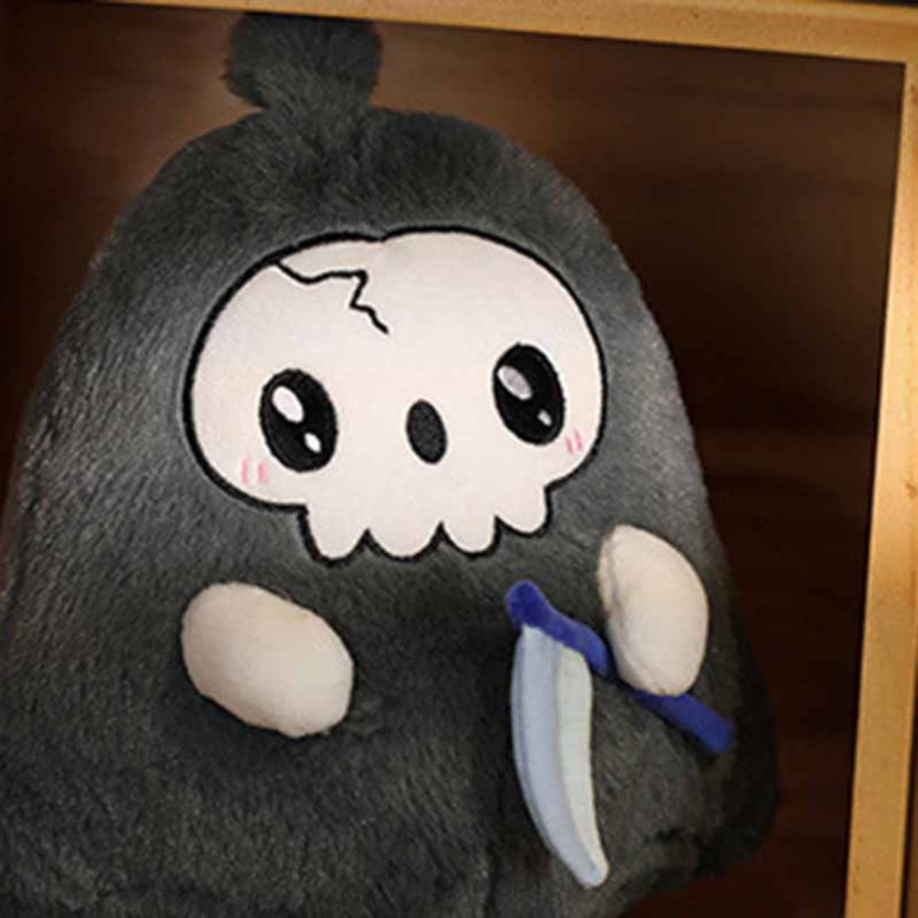 Amazon.co.jp: M．ASSOLATO ぬいぐるみ 抱き枕 どくろ/鎌