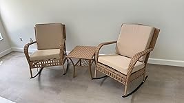 Review Image by Aaron Aaron