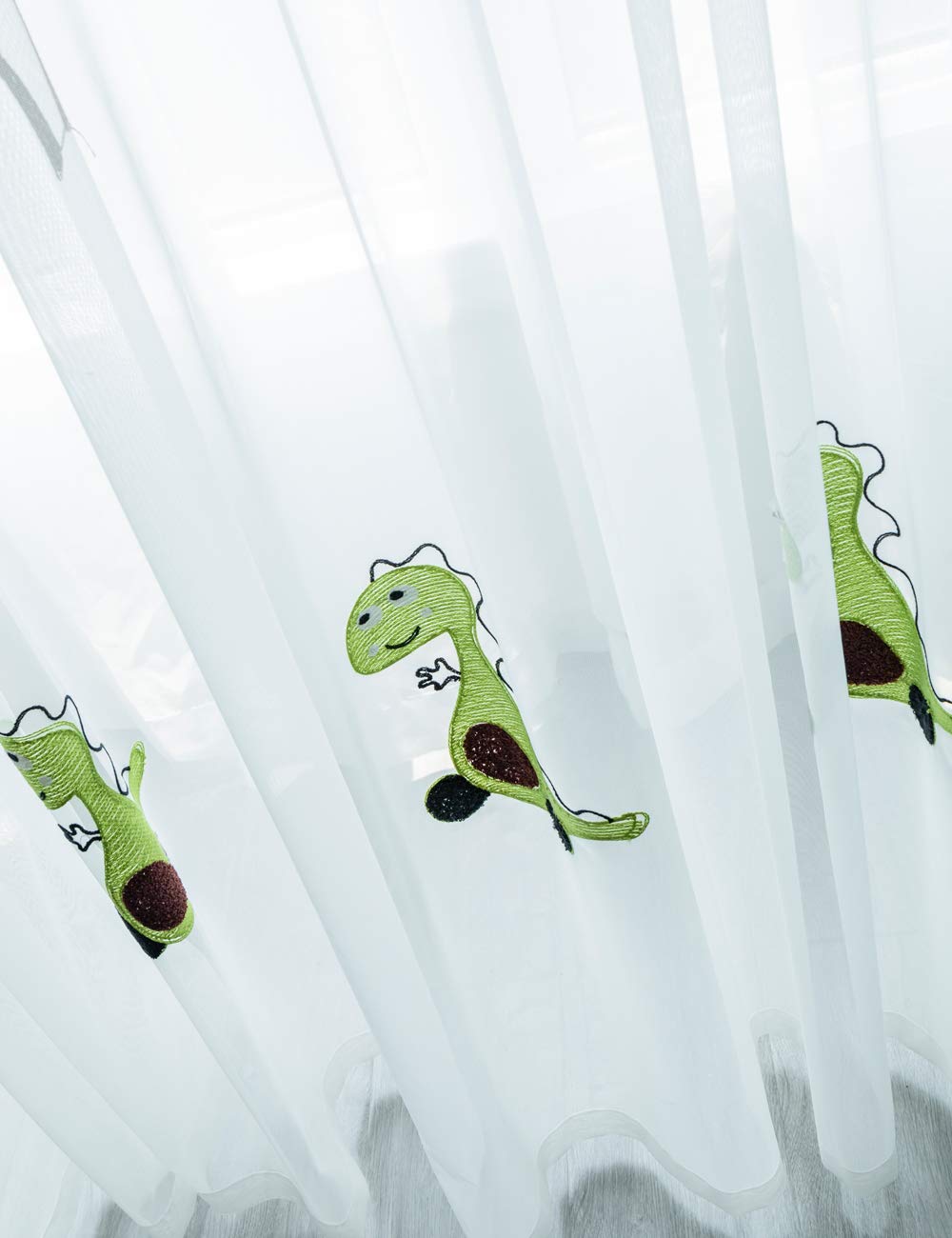 Lactraum Gardine Kinderzimmer Babyzimmer Bestickt Dinosaurier Kokosnussbaum Voile mit Kräuselband 300 x 245 cm (BxH)